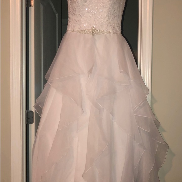 David’s Bridal Lace, Organza Wedding Gown Beading - Picture 3 of 6